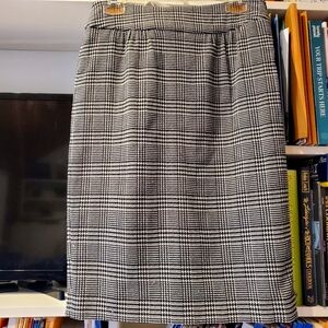 MaxMara Black and White Checkered Wool-Cotton Blend Skirt